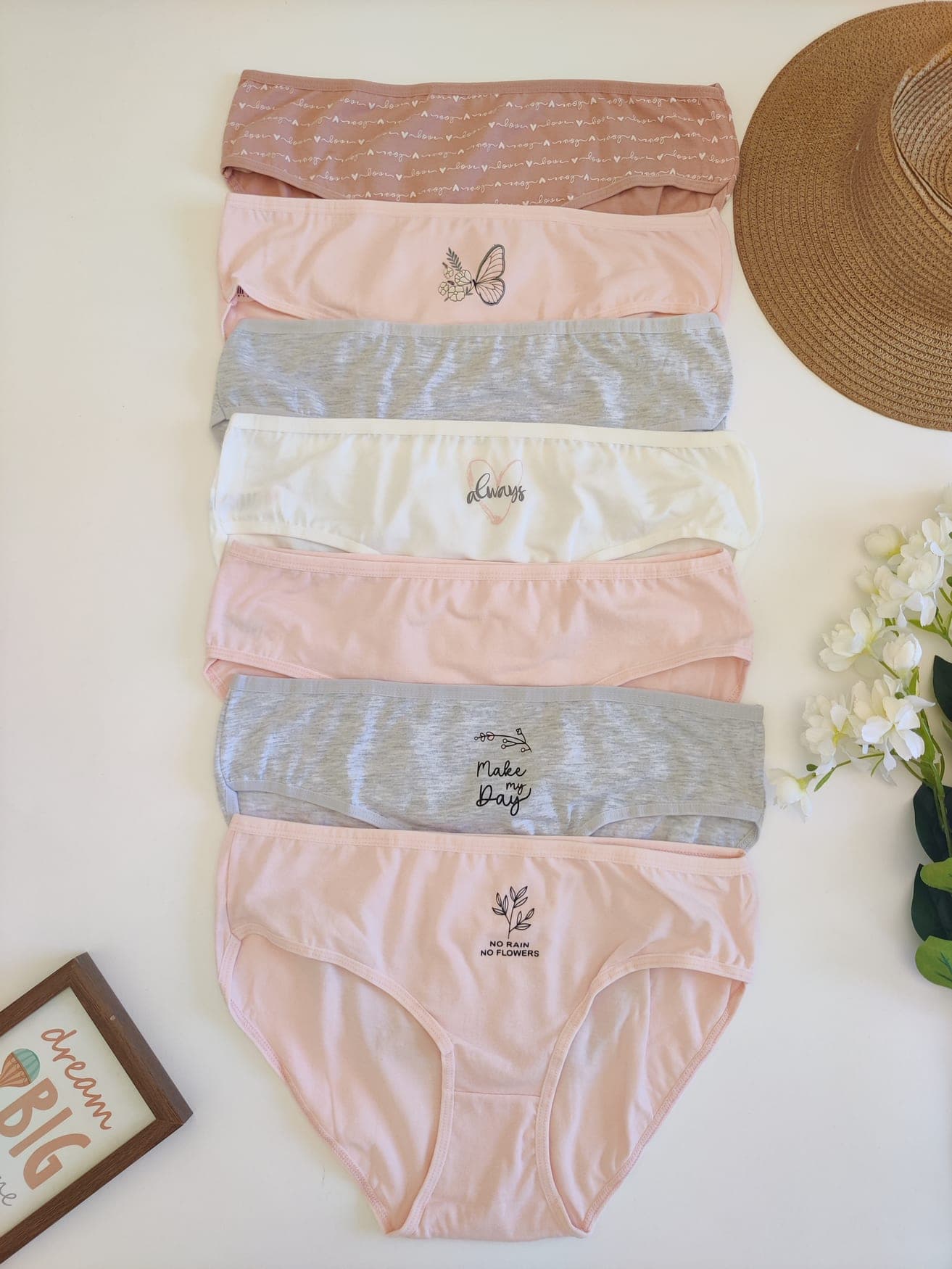 Pack of 7 — Medium Waist Briefs